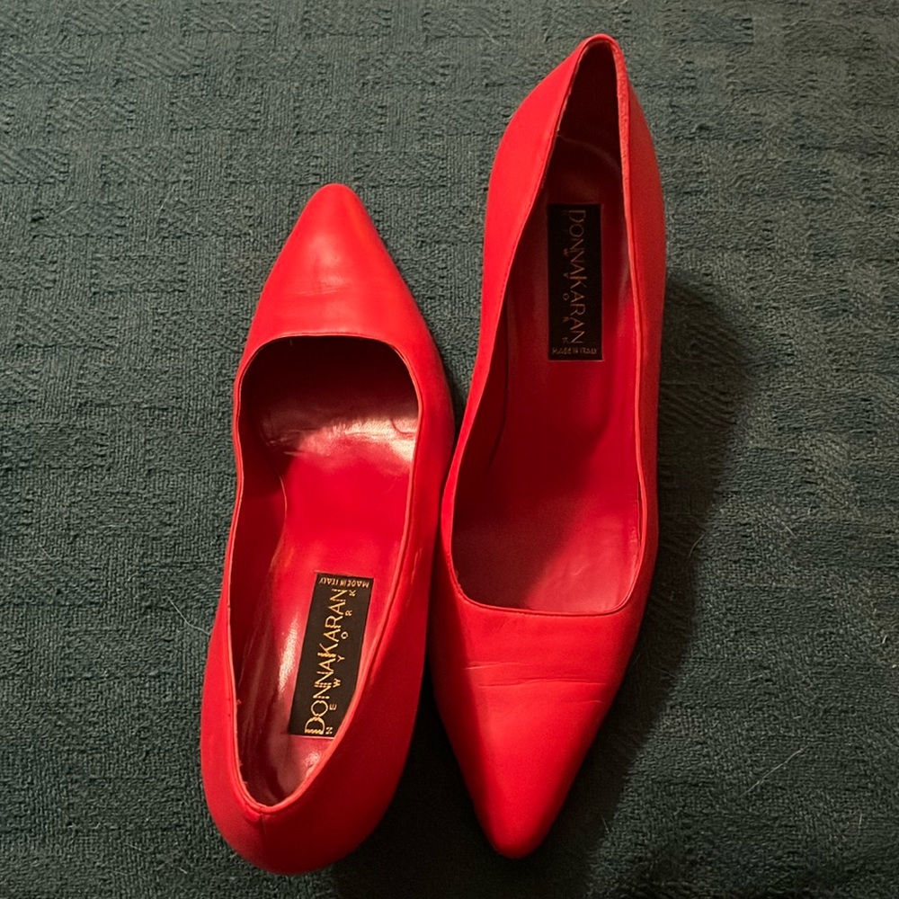 Vintage Donna Karan New York - Red Leather Pumps